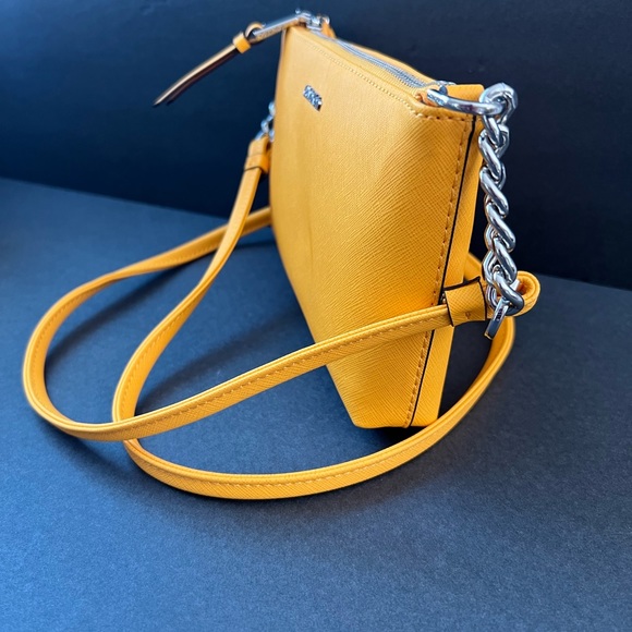 NWT CALVIN KLEIN HAYDEN MINI CROSSBODY BAG SMALL P - Picture 3 of 7